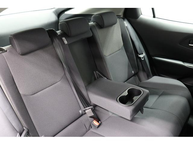 プリウス Ｕ　トヨタセーフティーセンス拡張パック　シートヒーター　上級ファブリックシート　前後ドラレコ　ステアリングヒーター　ブラインドスポットモニター　バックカメラ　ＥＴＣ２．０　ＡＣ１００／１５００Ｗ（23枚目）