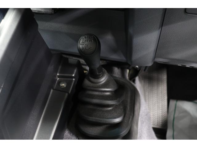 ランドクルーザー７０ ＡＸ　丸目ＬＥＤヘッドライト　ワンオーナー　電動デフロック　クルーズコントロール　バックモニター内臓自動防眩ミラー　純正１６インチアルミホイール　アルミ製サイドステップ　トヨタセーフティセンス搭載（61枚目）