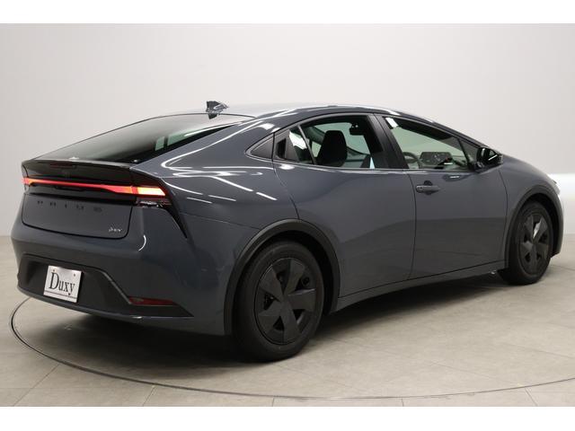 プリウス Ｕ　トヨタセーフティーセンス拡張パック　ＢＳＭ　ステアリングヒーター　ＡｐｐｌｅＣａｒＰｌａｙ／ＡｎｄｒｏｉｄＡｕｔｏ対応　フルセグＴＶ　周辺・後方車両接近サポート　レーダークルコン　ＥＴＣ２．０（18枚目）