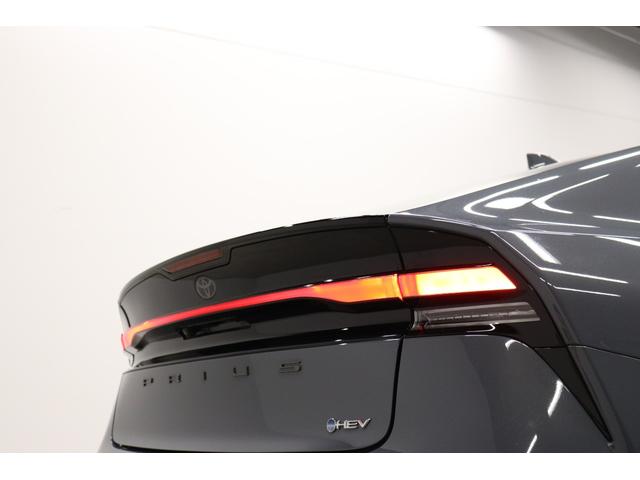 プリウス Ｕ　トヨタセーフティーセンス拡張パック　ＢＳＭ　ステアリングヒーター　ＡｐｐｌｅＣａｒＰｌａｙ／ＡｎｄｒｏｉｄＡｕｔｏ対応　フルセグＴＶ　周辺・後方車両接近サポート　レーダークルコン　ＥＴＣ２．０（32枚目）