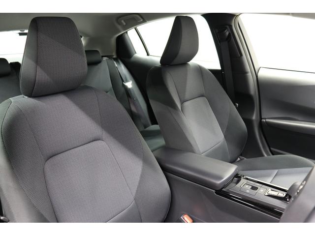 プリウス Ｕ　トヨタセーフティーセンス拡張パック　ＢＳＭ　ステアリングヒーター　ＡｐｐｌｅＣａｒＰｌａｙ／ＡｎｄｒｏｉｄＡｕｔｏ対応　フルセグＴＶ　周辺・後方車両接近サポート　レーダークルコン　ＥＴＣ２．０（35枚目）