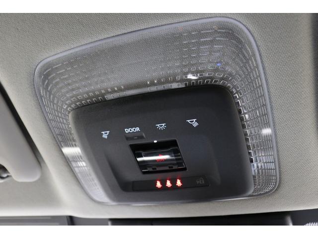 プリウス Ｕ　トヨタセーフティーセンス拡張パック　ＢＳＭ　ステアリングヒーター　ＡｐｐｌｅＣａｒＰｌａｙ／ＡｎｄｒｏｉｄＡｕｔｏ対応　フルセグＴＶ　周辺・後方車両接近サポート　レーダークルコン　ＥＴＣ２．０（37枚目）