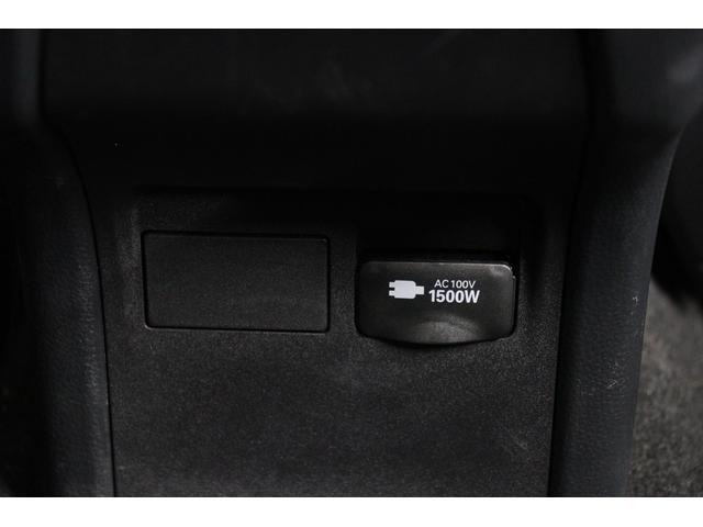 プリウス Ｕ　トヨタセーフティーセンス拡張パック　ＢＳＭ　ステアリングヒーター　ＡｐｐｌｅＣａｒＰｌａｙ／ＡｎｄｒｏｉｄＡｕｔｏ対応　フルセグＴＶ　周辺・後方車両接近サポート　レーダークルコン　ＥＴＣ２．０（67枚目）