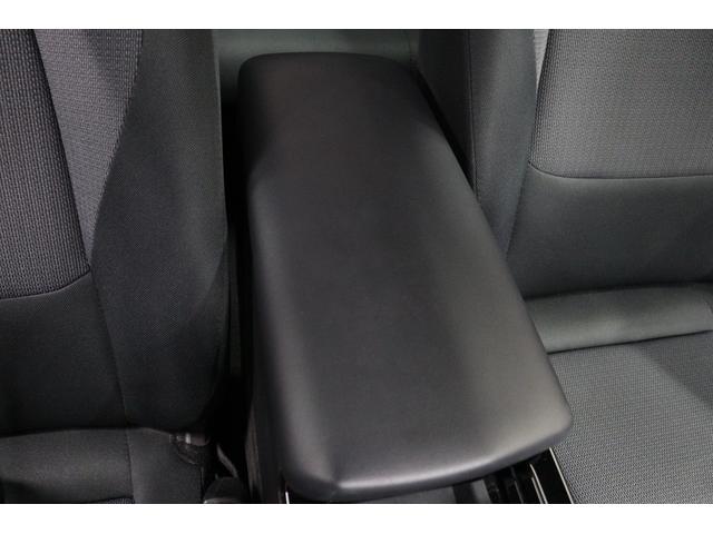 プリウス Ｕ　トヨタセーフティーセンス拡張パック　ＢＳＭ　ステアリングヒーター　ＡｐｐｌｅＣａｒＰｌａｙ／ＡｎｄｒｏｉｄＡｕｔｏ対応　フルセグＴＶ　周辺・後方車両接近サポート　レーダークルコン　ＥＴＣ２．０（68枚目）