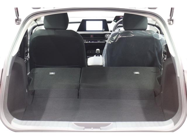 プリウス Ｕ　登録済み未使用車　ＴＳＳ拡張パック　全周囲モニター　ブラインドスポットモニター　周辺車両接近サポート　純正ディスプレイオーディオ　ＡｐｐｌｅＣａｒＰｌａｙ／ＡｎｄｒｏｉｄＡｕｔｏ対応　フルセグＴＶ（21枚目）