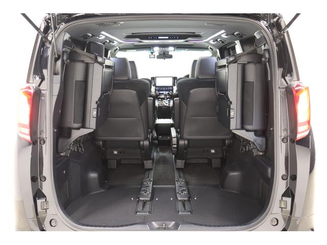 アルファード ２．５Ｓ　タイプゴールドＩＩＩ　特別仕様車　ＴＲＤエアロ　ツインムーンルーフ　ＪＢＬプレミアムサウンド　ＴコネクトＳＤナビ＆１３．３インチリヤエンターテイメントシステム　全周囲モニター　ブラインドスポットモニター　パワーバックドア（36枚目）