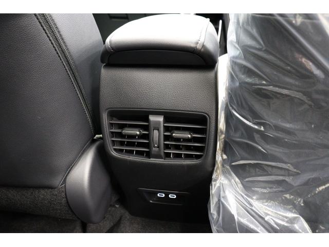 カローラクロス ハイブリッド　Ｚ　２０２５年改モデル　パノラマルーフ　１０．５インチコネクティッドナビ　全周囲モニター　チームメイトアドバンスパーク　ＢＳＭ　アダプティブハイビーム　ステアリングヒーター　ＡＣ１５００Ｗ　ＥＴＣ２．０（34枚目）