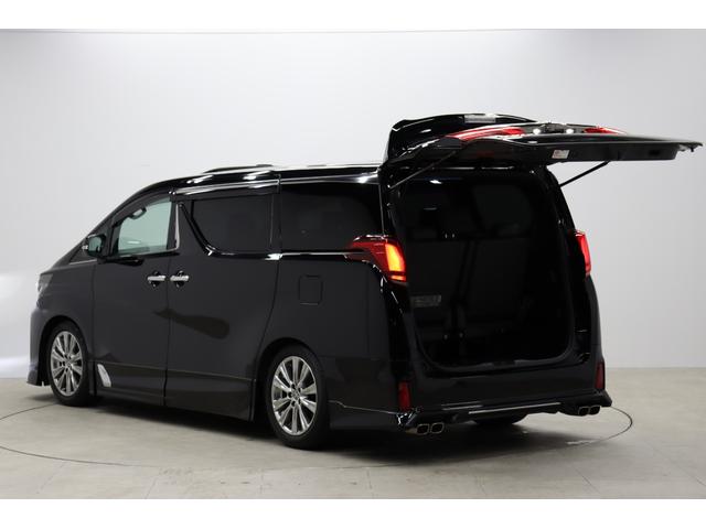 アルファード 2.5S タイプゴールドIII 特別仕様車 TRDエアロ ツインムーンルーフ JBLプレミアムサウンド TコネクトSDナビ&13.3インチリヤエンターテイメントシステム 全周囲モニター ブラインドスポットモニター パワーバックドア(25枚目)