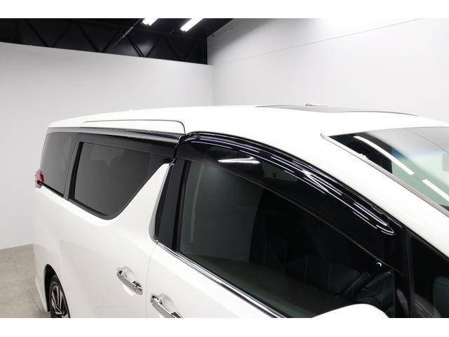 アルファード 2.5S Cパッケージ ワンオーナー 12.1インチ後席モニター ツインムーンルーフ ブラインドスポットモニター 3眼LEDヘッドライト&シーケンシャルウィンカー デジタルミラー 純正ディスプレイオーディオ 前後ドラレコ(17枚目)