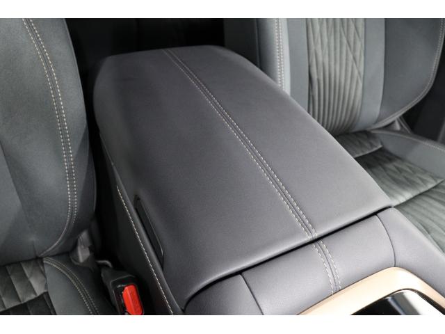 アルファードハイブリッド X E-Four パノラミックビューモニター ブラインドスポットモニター ドラレコ機能付デジタルインナーミラー ユニバーサルステップ 純正コネクティッドナビ 両側パワスラ 3眼LEDヘッド ETC2.0(38枚目)