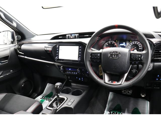 ハイラックス Z GRスポーツ ワンオーナー GRスポーツバー ベッドライナー ゲートダンパー サイドプロテクター GRドアハンドルプロテクタ ETC TOYOTAデカール 360°ドラレコ+後ろ 純正DAナビ 全周囲モニター(30枚目)