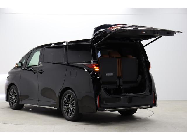 TOYOTA VELLFIRE HYBRID Z PREMIER