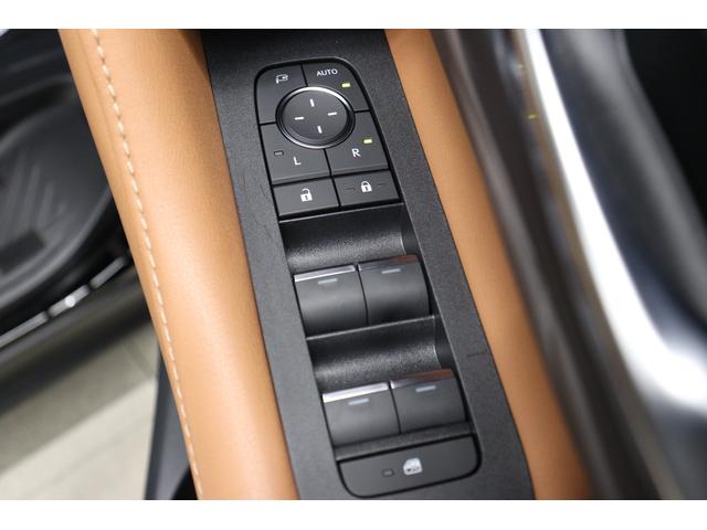 TOYOTA VELLFIRE HYBRID Z PREMIER