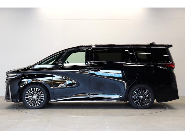 TOYOTA VELLFIRE HYBRID Z PREMIER