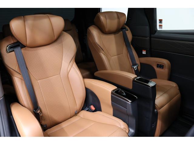 ヴェルファイアハイブリッド Ｚ　プレミア　サンセットブラウン本革内装　１３．２後席モニター　ユニバーサルステップ　デジタルインナーミラー　左右独立ムーンルーフ　パノラミックビューモニター　シートベンチレーション　タッチトレーサー（68枚目）