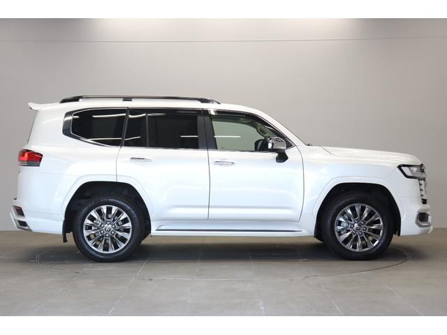 ランドクルーザー ＺＸ　２０２５年改モデル　モデリスタエアロ　ＪＢＬプレミアムサウンド　リヤ電動デフロック　寒冷地　後席モニターリヤエンターテイメントシステム　クールＢＯＸ　１２．３型コネクトナビ　ムーンルーフ　ルーフレール（7枚目）