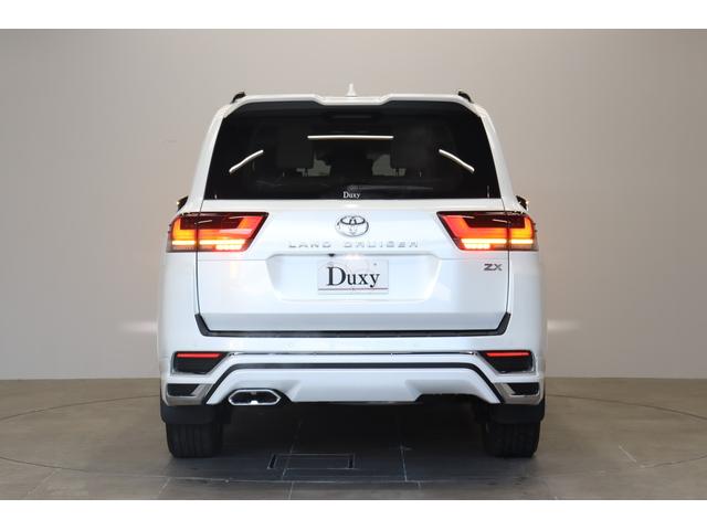 ランドクルーザー ＺＸ　２０２５年改モデル　モデリスタエアロ　ＪＢＬプレミアムサウンド　リヤ電動デフロック　寒冷地　後席モニターリヤエンターテイメントシステム　クールＢＯＸ　１２．３型コネクトナビ　ムーンルーフ　ルーフレール（9枚目）