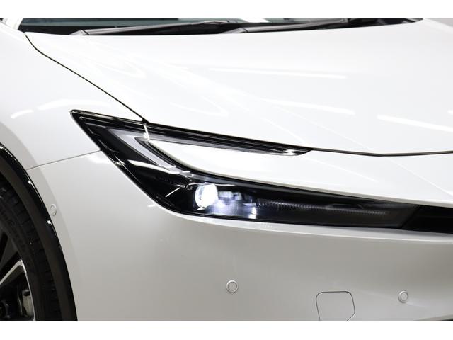 プリウス Ｚ　２０２５年改モデル　パノラマルーフ　ドラレコ機能付きデジタルミラー　パノラミックビューモニター　ブラインドスポットモニター　１２．３インチコネクティッドナビ　シートヒーター＆エアコン　パワートランク（15枚目）