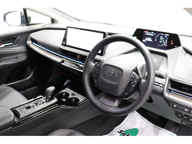 プリウス Ｚ　２０２５年改モデル　パノラマルーフ　ドラレコ機能付きデジタルミラー　パノラミックビューモニター　ブラインドスポットモニター　１２．３インチコネクティッドナビ　シートヒーター＆エアコン　パワートランク（63枚目）