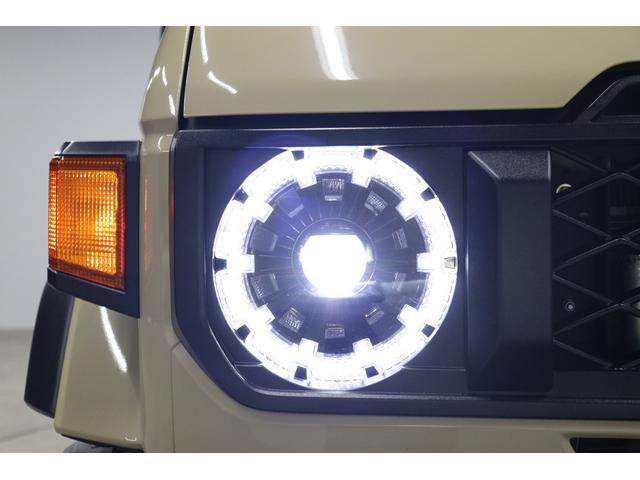 ランドクルーザー７０ ＡＸ　丸目ＬＥＤヘッドライト　ワンオーナー　電動デフロック　クルーズコントロール　バックモニター内臓自動防眩ミラー　純正１６インチアルミホイール　アルミ製サイドステップ　トヨタセーフティセンス搭載（11枚目）