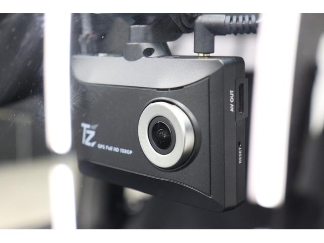 ランドクルーザー７０ ＡＸ　電動デフロック　丸目ＬＥＤヘッドライト　純正ナビ　バックカメラ内蔵防眩ミラー　ワンオーナー　木目調ステアリング　純正１６インチＡＷ　サイドバイザー　前後ドラレコ　トヨタセーフティーセンス搭載（42枚目）