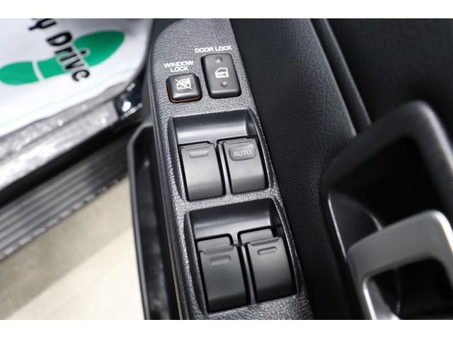 ランドクルーザー７０ ＡＸ　電動デフロック　丸目ＬＥＤヘッドライト　純正ナビ　バックカメラ内蔵防眩ミラー　ワンオーナー　木目調ステアリング　純正１６インチＡＷ　サイドバイザー　前後ドラレコ　トヨタセーフティーセンス搭載（63枚目）