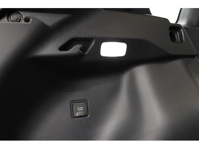 カローラクロス ＧＲスポーツ　登録済未使用車　パノラマルーフ　　ＧＲ専用レッドキャリパー＆１９インチアルミホイール　パノラミックビューモニター　ブラインドスポットモニター　ステアリングヒーター　ハンズフリーパワーバックドア（29枚目）