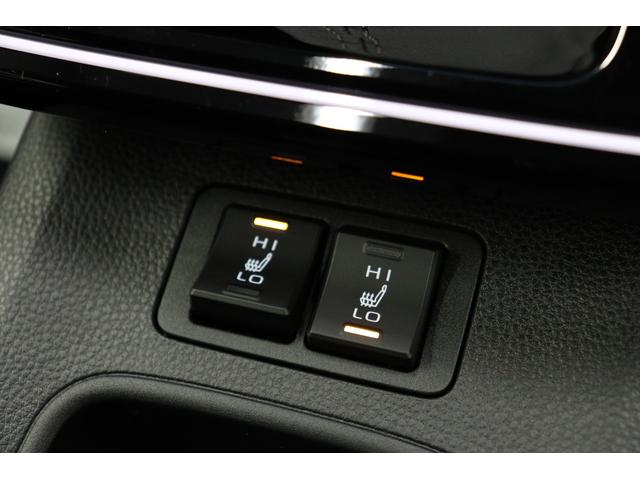 カローラクロス ＧＲスポーツ　登録済未使用車　パノラマルーフ　　ＧＲ専用レッドキャリパー＆１９インチアルミホイール　パノラミックビューモニター　ブラインドスポットモニター　ステアリングヒーター　ハンズフリーパワーバックドア（54枚目）