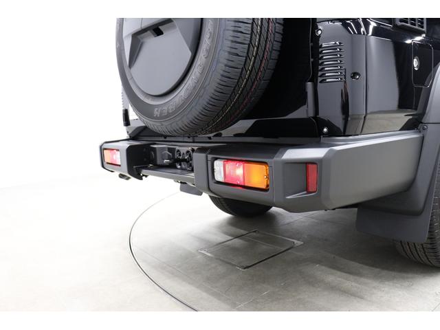 ランドクルーザー７０ ＡＸ　登録済み未使用車　丸目ＬＥＤヘッドライト　電動デフロック　クルーズコントロール　バックモニター内臓自動防眩ミラー　純正１６インチアルミホイール　アルミ製サイドステップ　トヨタセーフティセンス搭載（29枚目）