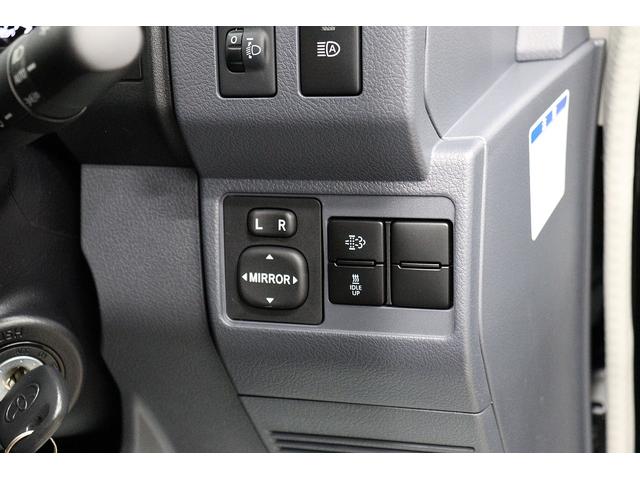 ランドクルーザー７０ ＡＸ　登録済み未使用車　丸目ＬＥＤヘッドライト　電動デフロック　クルーズコントロール　バックモニター内臓自動防眩ミラー　純正１６インチアルミホイール　アルミ製サイドステップ　トヨタセーフティセンス搭載（65枚目）