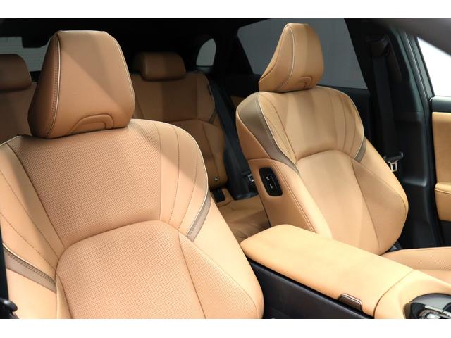 クラウンスポーツ Ｚ　モデリスタエアロ　サンドブラウン内装　パノラマルーフ　全周囲モニター　ブラインドスポットモニター　デジタルミラー　純正２１インチアルミ　シートメモリー付パワーシート　シートヒーター＆ベンチレーション（29枚目）