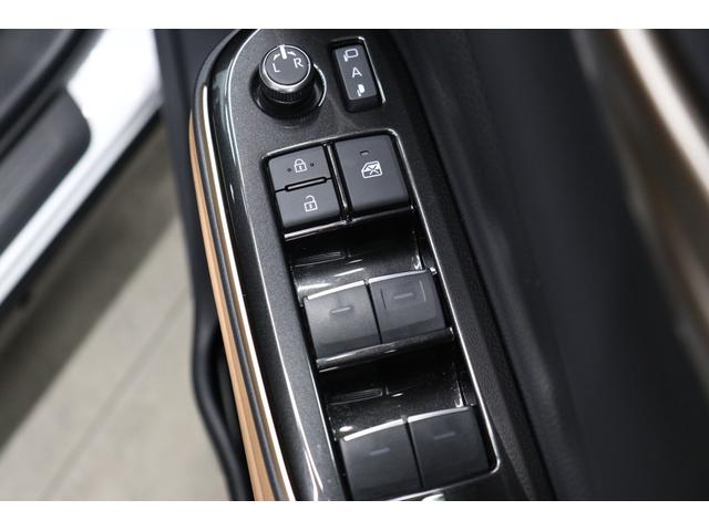 クラウンスポーツ Ｚ　モデリスタエアロ　サンドブラウン内装　パノラマルーフ　全周囲モニター　ブラインドスポットモニター　デジタルミラー　純正２１インチアルミ　シートメモリー付パワーシート　シートヒーター＆ベンチレーション（41枚目）