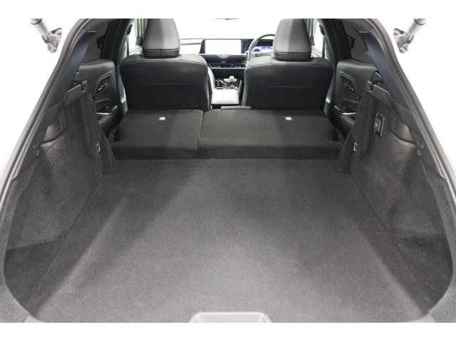 クラウンスポーツ Ｚ　モデリスタエアロ　モデリスタ２１インチアルミ　パノラマルーフ　１２．３型コネクトナビ　ドラレコ機能付デジタルミラー　パノラミックビューモニター　ブラインドスポットモニター　ヘッドアップディスプレイ（26枚目）