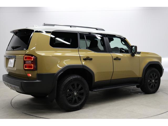 ランドクルーザー２５０ ＺＸファーストエディション　ワンオーナー　寒冷地仕様　丸目ヘッドライト　ＪＢＬスピーカー　ムーンルーフ　純正１８インチＡＷ　ルーフレール　パワーバックドア　純正１２．３インチディスプレイオーディオ　デジタルミラー　ＰＶＭ　ＢＳＭ（28枚目）