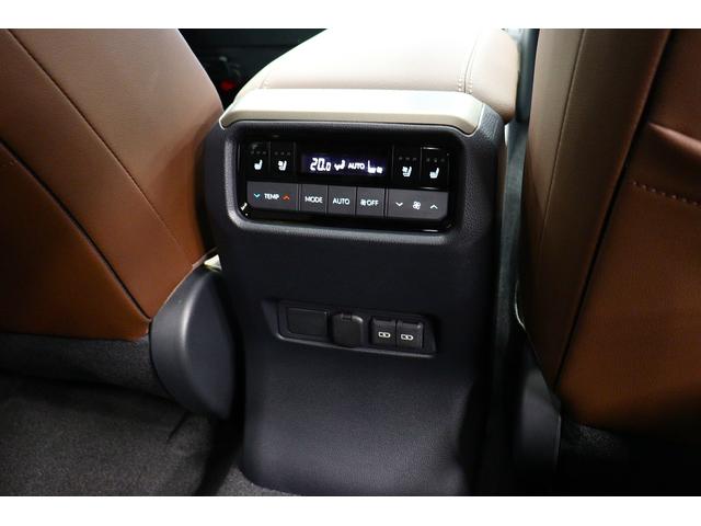 ランドクルーザー２５０ ＺＸファーストエディション　ワンオーナー　寒冷地仕様　丸目ヘッドライト　ＪＢＬスピーカー　ムーンルーフ　純正１８インチＡＷ　ルーフレール　パワーバックドア　純正１２．３インチディスプレイオーディオ　デジタルミラー　ＰＶＭ　ＢＳＭ（45枚目）