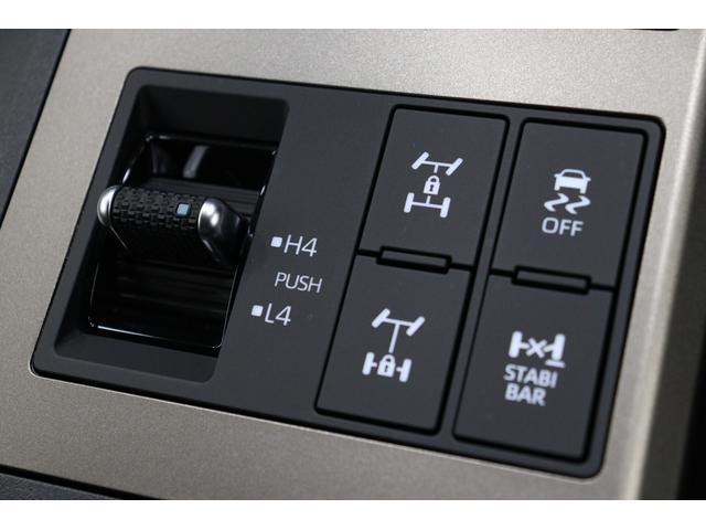 ランドクルーザー２５０ ＺＸファーストエディション　ワンオーナー　寒冷地仕様　丸目ヘッドライト　ＪＢＬスピーカー　ムーンルーフ　純正１８インチＡＷ　ルーフレール　パワーバックドア　純正１２．３インチディスプレイオーディオ　デジタルミラー　ＰＶＭ　ＢＳＭ（65枚目）
