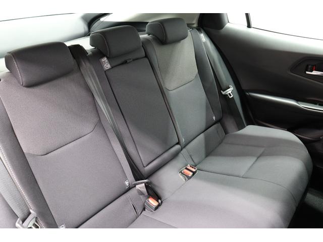 プリウス U トヨタセーフティーセンス拡張パック MOP上級シートグラディエントブラック内装 シートヒーター ブラインドスポットモニター パノラミックビューモニター 前後ドライブレコーダー 純正17インチAW(45枚目)