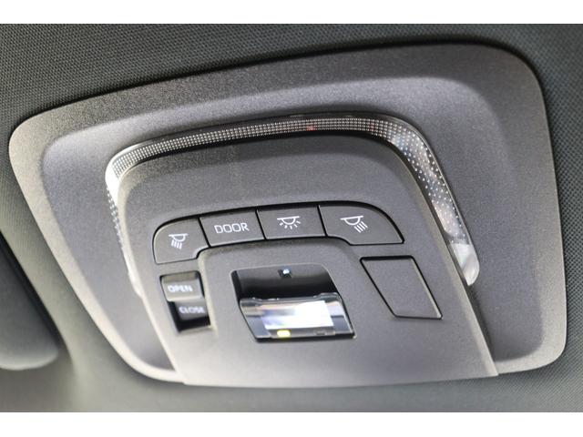 クラウンスポーツ Ｚ　パノラマルーフ　ハンズフリー電動リアドア　ドライブレコーダー機能付きデジタルミラー　置くだけ充電　ＨＵＤ　１２．３インチディスプレイオーディオ　パノラミックビューモニター　ブラインドスポットモニター（39枚目）