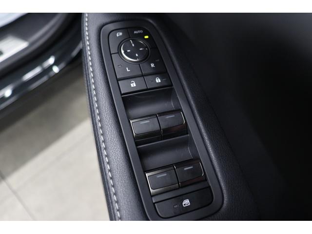 ＲＸ ＲＸ５００ｈ　Ｆスポーツパフォーマンス　マークレビンソンプレミアムサウンド　オレンジキャリパー　輻射ヒーター　パノラマルーフ　ルーフレール　デジタルミラー　ＰＶＭ　ＢＳＭ　１４インチディスプレイオーディオｐｌｕｓ　シートクーラー（40枚目）