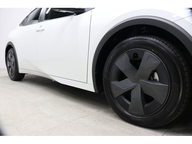 プリウス Ｕ　登録済み未使用車　ＴＳＳ拡張パック　全周囲モニター　ブラインドスポットモニター　周辺車両接近サポート　純正ディスプレイオーディオ　ＡｐｐｌｅＣａｒＰｌａｙ／ＡｎｄｒｏｉｄＡｕｔｏ対応　フルセグＴＶ（23枚目）