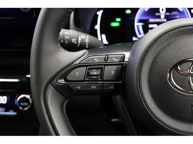 ヤリスクロス ハイブリッドＺ　Ｒ７／１１式登録済み未使用車　トヨタチームメイト　床下透過機能付き全周囲モニター　ブラインドスポットモニター　パーキングアシスト　純正コネクティッドナビ　ＨＤＭＩ　シートヒーター　ステアリングヒーター（45枚目）