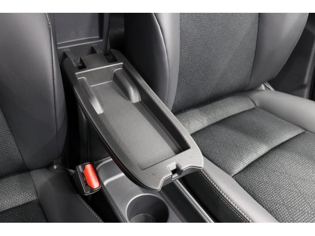 ヤリスクロス ハイブリッドＺ　Ｒ７／１１式登録済み未使用車　トヨタチームメイト　床下透過機能付き全周囲モニター　ブラインドスポットモニター　パーキングアシスト　純正コネクティッドナビ　ＨＤＭＩ　シートヒーター　ステアリングヒーター（59枚目）