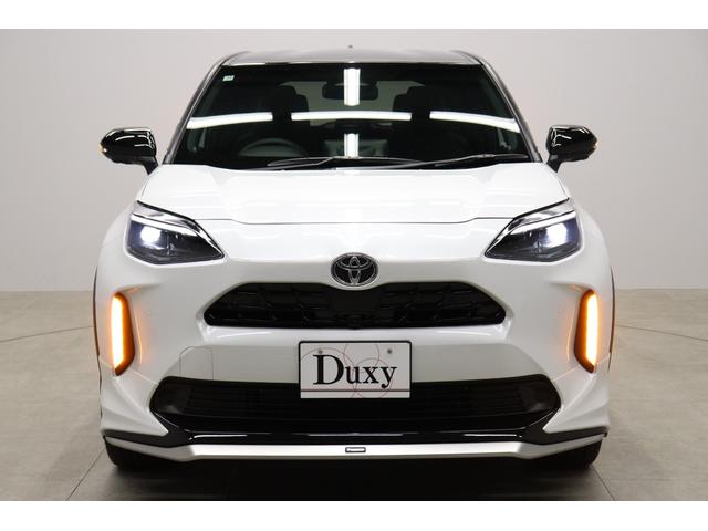 ヤリスクロス ハイブリッドＺ　登録済未使用車　モデリスタエアロ　パワーバックドア　トヨタチームメイト　Ｔコネクトナビｐｌｕｓ　全周囲モニター　ＢＳＭ　パワーシート　シートヒーター　ステアリングヒーター　ＨＤＭＩ　ＥＴＣ２．０（12枚目）