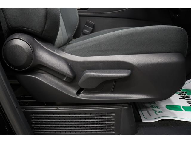 アルファードハイブリッド Ｘ　Ｅ－Ｆｏｕｒ　パノラミックビューモニター　ブラインドスポットモニター　ドラレコ機能付デジタルインナーミラー　ユニバーサルステップ　純正コネクティッドナビ　両側パワスラ　３眼ＬＥＤヘッド　ＥＴＣ２．０（36枚目）