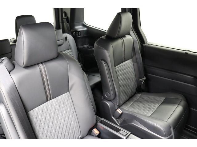 ノア ハイブリッドＳ－Ｚ　登録済未使用車　２０２５改モデル　快適ＨＩＧＨ　トヨタセーフティーセンス　１０．５ディスプレイオーディオ＋　デジタルミラー　両側電動スライドドア　電動バックドア　パノラミックビューモニター　ＢＳＭ（44枚目）