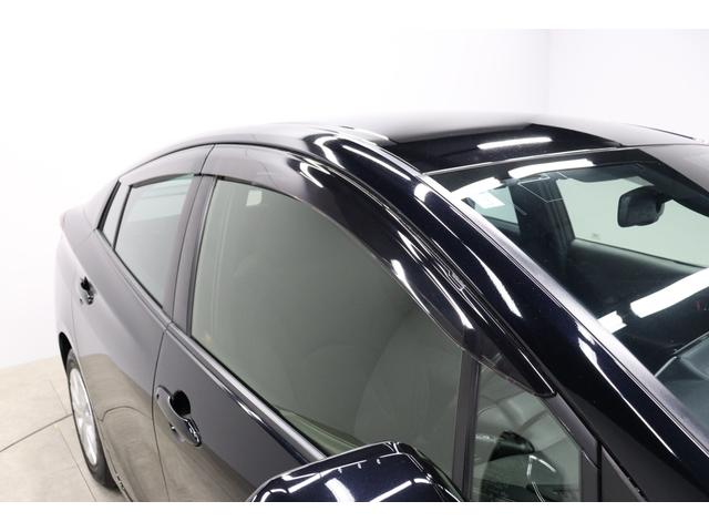 プリウス ＳセーフティプラスＩＩ　パノラミックビューモニター　ブラインドスポットモニター　トヨタセーフティセンス　ＡＣ１００Ｖ／１５００Ｗコンセント　純正Ｔ－Ｃｏｎｎｅｃｔ９インチナビ　フルセグＴＶ　ＥＴＣ２．０　ＬＥＤヘッド＆フォグ（18枚目）