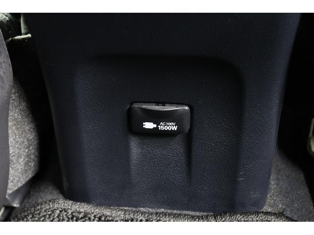 プリウス ＳセーフティプラスＩＩ　パノラミックビューモニター　ブラインドスポットモニター　トヨタセーフティセンス　ＡＣ１００Ｖ／１５００Ｗコンセント　純正Ｔ－Ｃｏｎｎｅｃｔ９インチナビ　フルセグＴＶ　ＥＴＣ２．０　ＬＥＤヘッド＆フォグ（45枚目）
