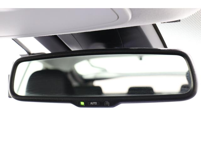 プリウス ＳセーフティプラスＩＩ　パノラミックビューモニター　ブラインドスポットモニター　トヨタセーフティセンス　ＡＣ１００Ｖ／１５００Ｗコンセント　純正Ｔ－Ｃｏｎｎｅｃｔ９インチナビ　フルセグＴＶ　ＥＴＣ２．０　ＬＥＤヘッド＆フォグ（49枚目）