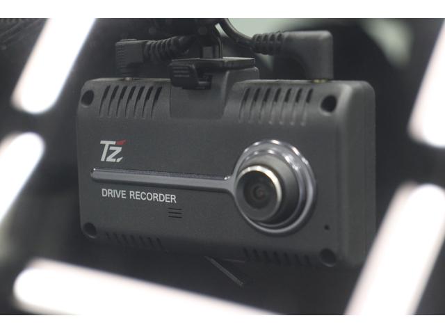 プリウス ＳセーフティプラスＩＩ　パノラミックビューモニター　ブラインドスポットモニター　トヨタセーフティセンス　ＡＣ１００Ｖ／１５００Ｗコンセント　純正Ｔ－Ｃｏｎｎｅｃｔ９インチナビ　フルセグＴＶ　ＥＴＣ２．０　ＬＥＤヘッド＆フォグ（50枚目）