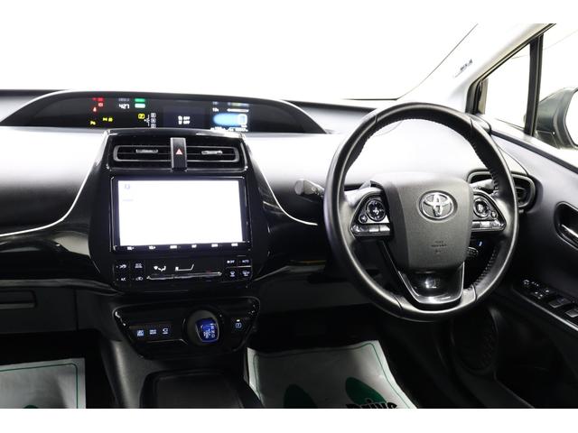 プリウス ＳセーフティプラスＩＩ　パノラミックビューモニター　ブラインドスポットモニター　トヨタセーフティセンス　ＡＣ１００Ｖ／１５００Ｗコンセント　純正Ｔ－Ｃｏｎｎｅｃｔ９インチナビ　フルセグＴＶ　ＥＴＣ２．０　ＬＥＤヘッド＆フォグ（60枚目）